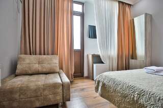 Отель Hotel Terrace Kutaisi Кутаиси Улучшенный одноместный номер-1