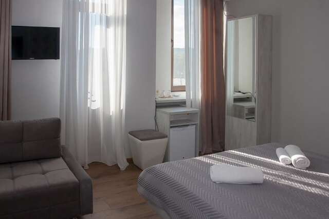 Отель Hotel Terrace Kutaisi Кутаиси-54
